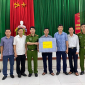 Trưởng Công an thành phố Thanh Hoá dự sinh hoạt đảng tại Chi bộ phố Tân Cộng, phường Đông Tân, thành phố Thanh Hoá