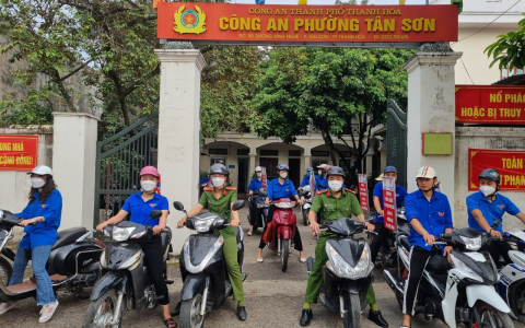 Đoàn Thanh niên phường Tân Sơn ra quân tuyên truyền phòng chống tội phạm